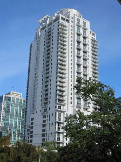 1060 BRICKELL slide2